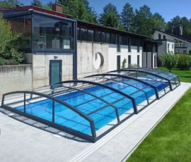 Moderne Schwimmbadüberdachung ELEGANT